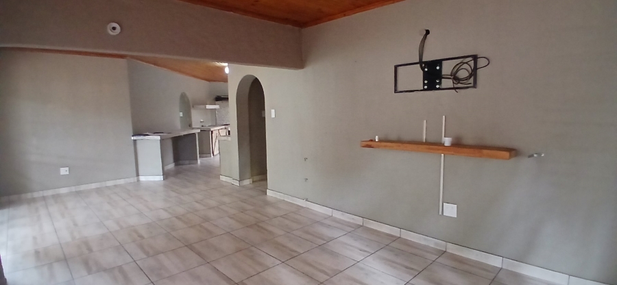 To Let 5 Bedroom Property for Rent in Heuweloord Gauteng