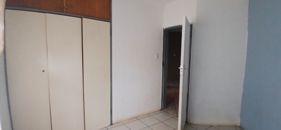 To Let 5 Bedroom Property for Rent in Heuweloord Gauteng