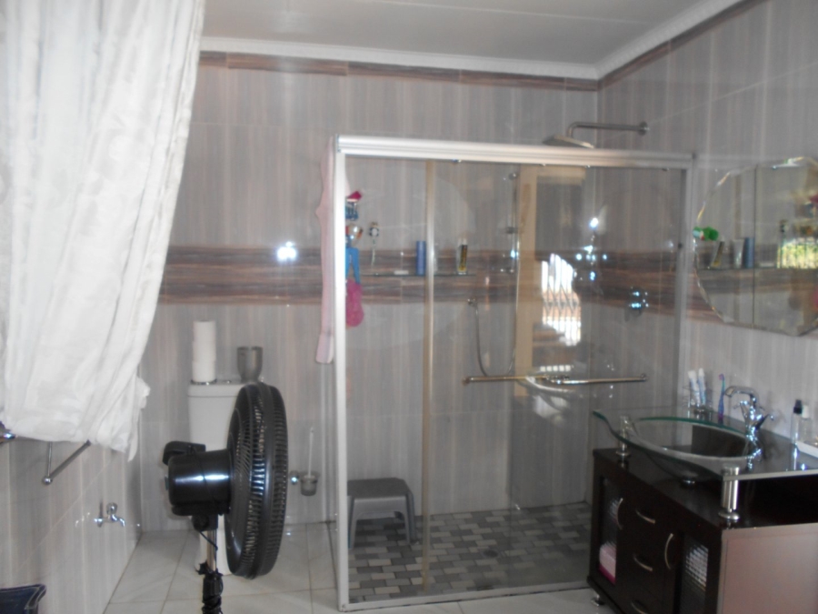 3 Bedroom Property for Sale in Marlboro Gardens Gauteng