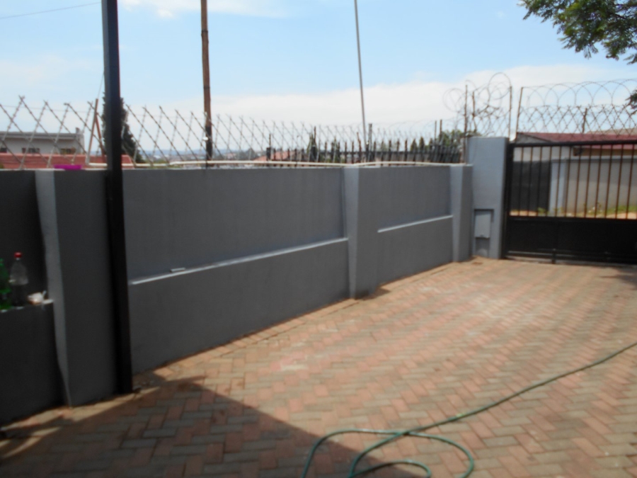 3 Bedroom Property for Sale in Marlboro Gardens Gauteng