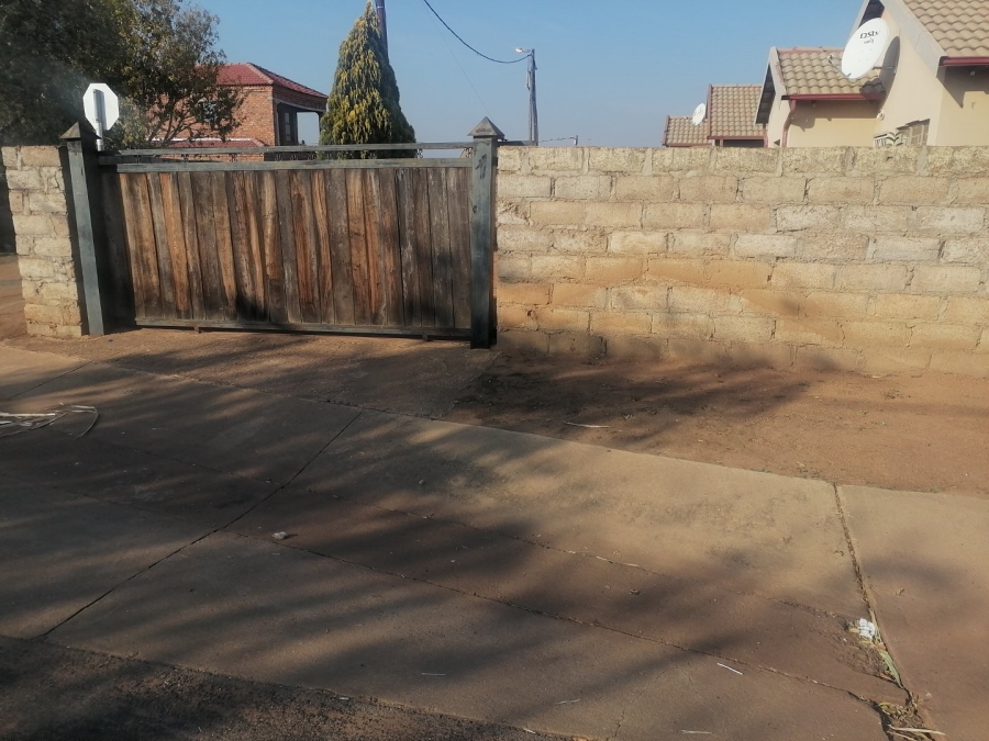 To Let 2 Bedroom Property for Rent in Soshanguve B Gauteng