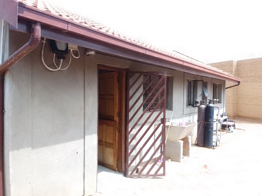 To Let 3 Bedroom Property for Rent in Soshanguve F Gauteng