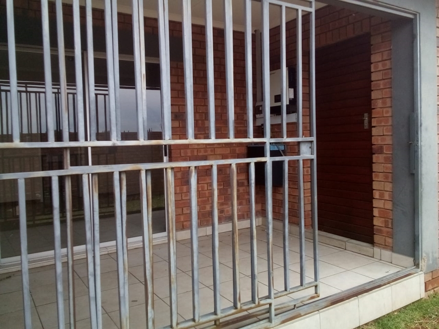 To Let 3 Bedroom Property for Rent in Noordwyk Gauteng