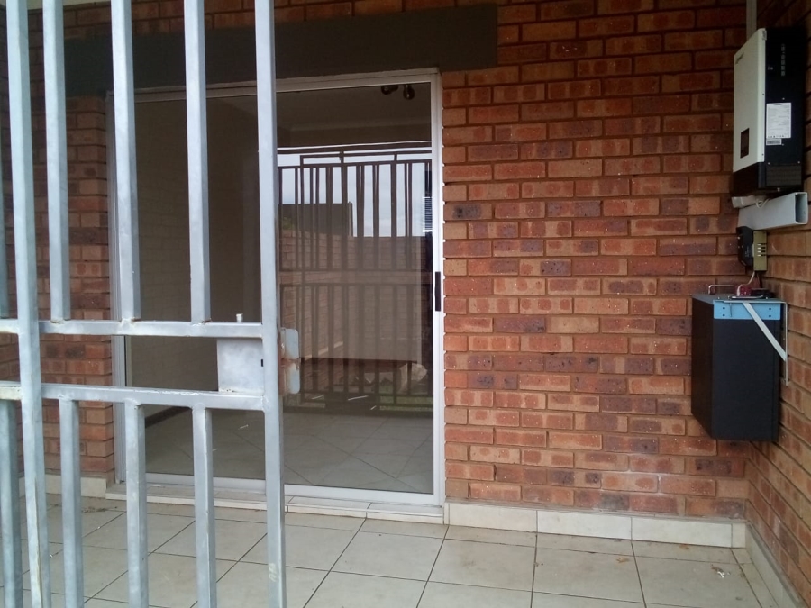 To Let 3 Bedroom Property for Rent in Noordwyk Gauteng