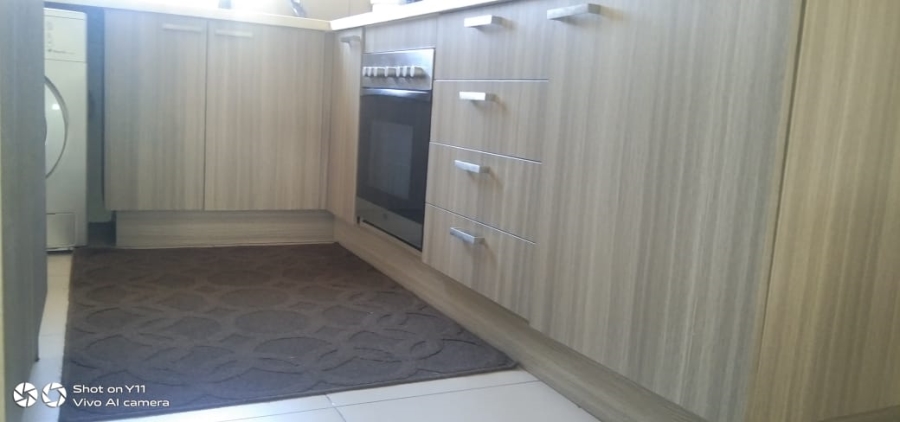 2 Bedroom Property for Sale in Lilianton Gauteng