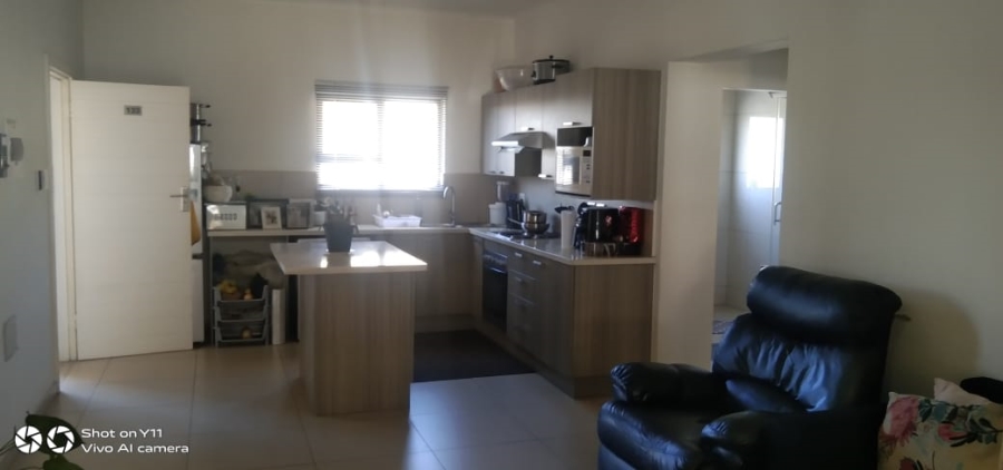 2 Bedroom Property for Sale in Lilianton Gauteng