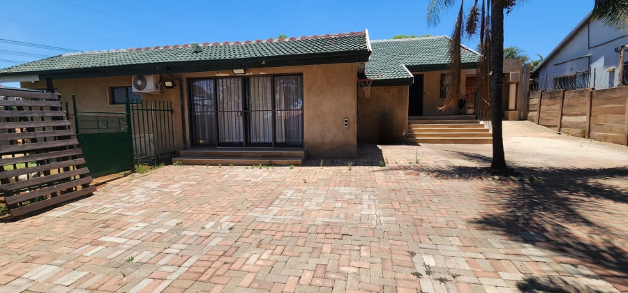 3 Bedroom Property for Sale in Christoburg Gauteng