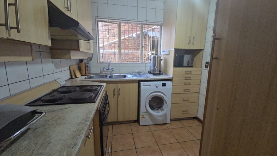 2 Bedroom Property for Sale in Doornpoort Gauteng