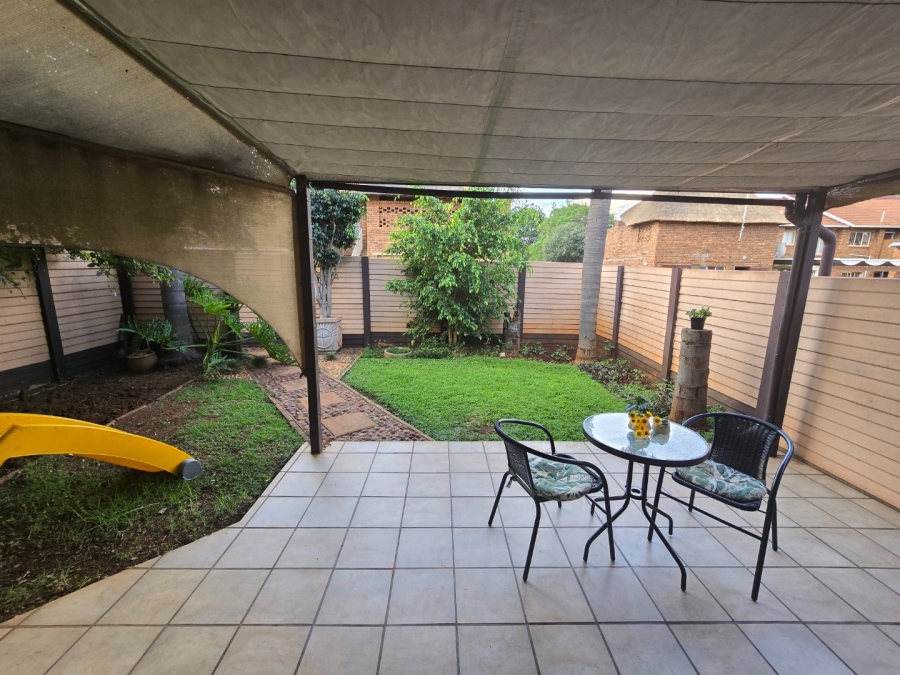 2 Bedroom Property for Sale in Doornpoort Gauteng