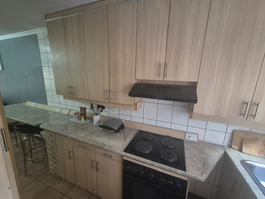 2 Bedroom Property for Sale in Doornpoort Gauteng