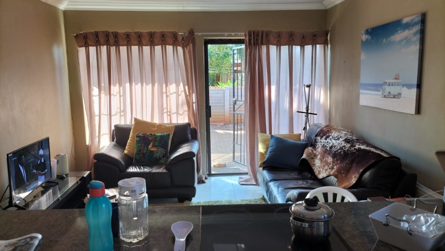 3 Bedroom Property for Sale in Hesteapark Gauteng