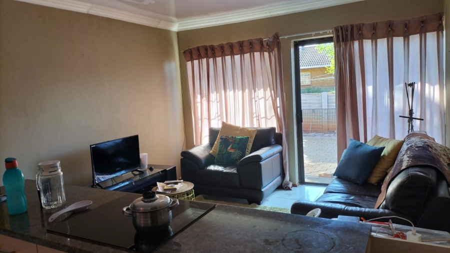 3 Bedroom Property for Sale in Hesteapark Gauteng