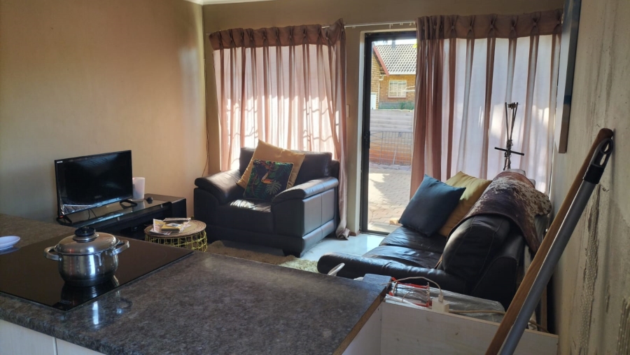 3 Bedroom Property for Sale in Hesteapark Gauteng