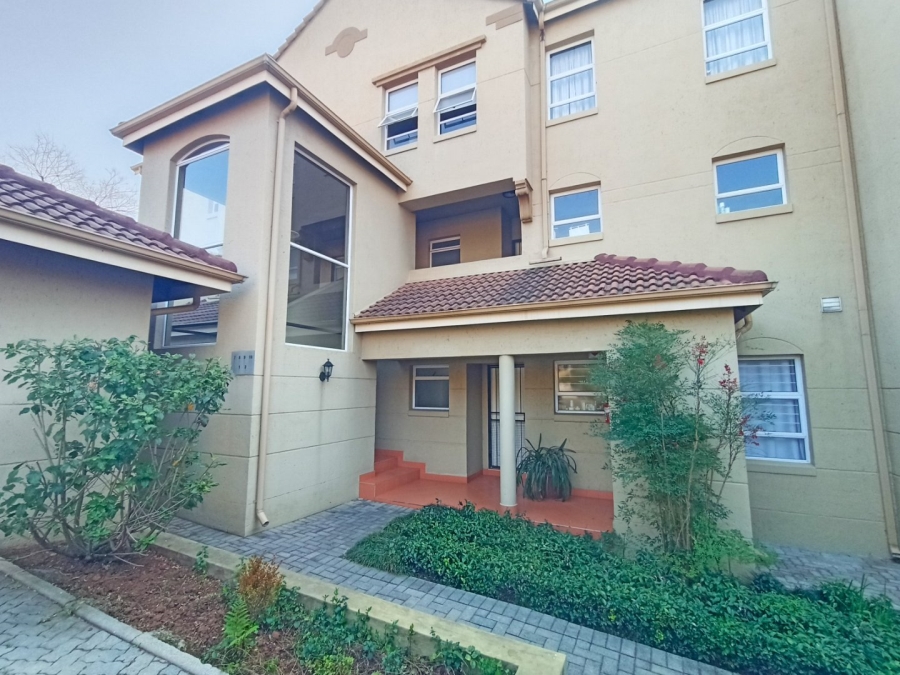 To Let 2 Bedroom Property for Rent in Illovo Gauteng