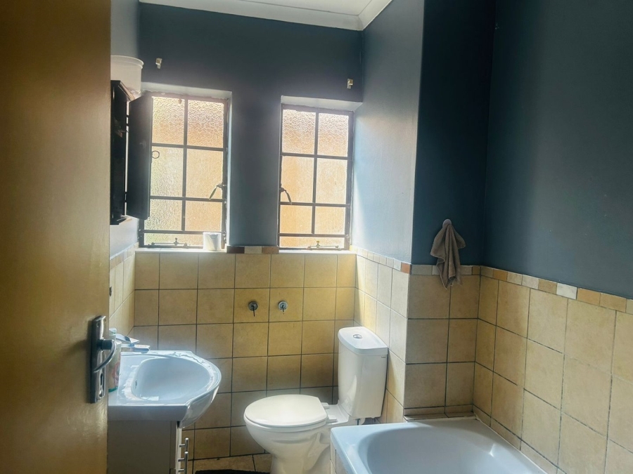 4 Bedroom Property for Sale in Theresa Park Gauteng