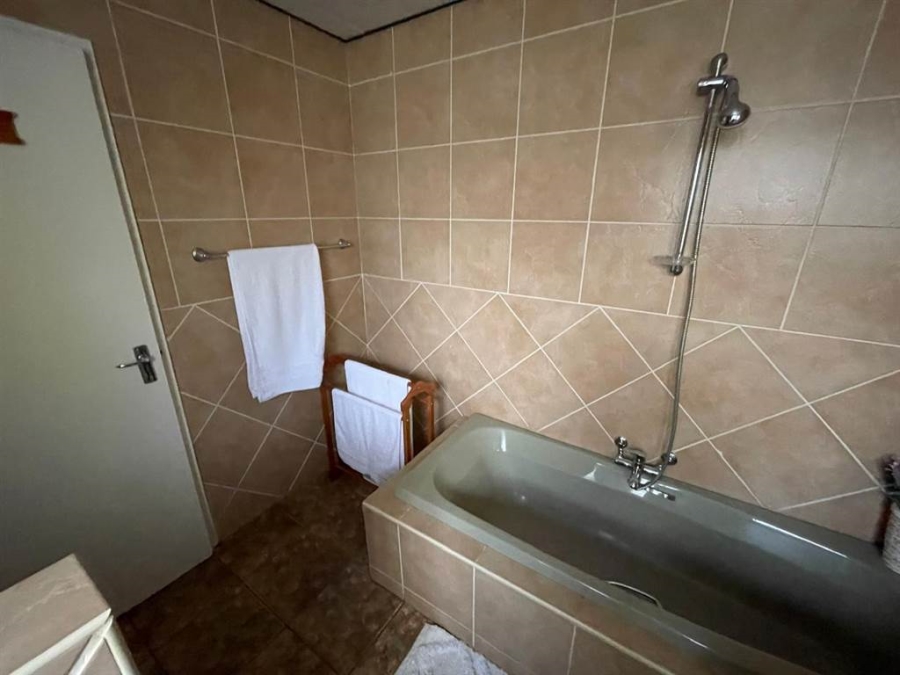 To Let 1 Bedroom Property for Rent in Kibler Park Gauteng