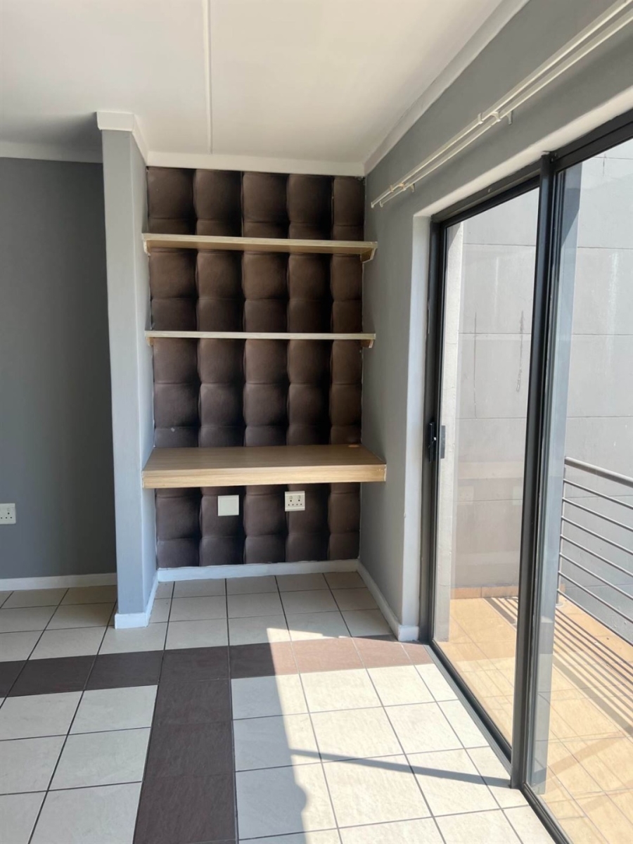 To Let 1 Bedroom Property for Rent in Dainfern Gauteng