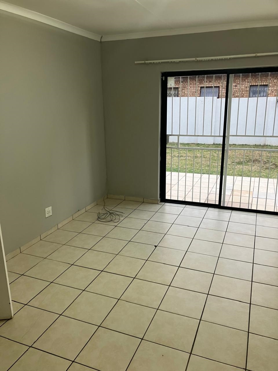 To Let 3 Bedroom Property for Rent in Norkem Park Gauteng