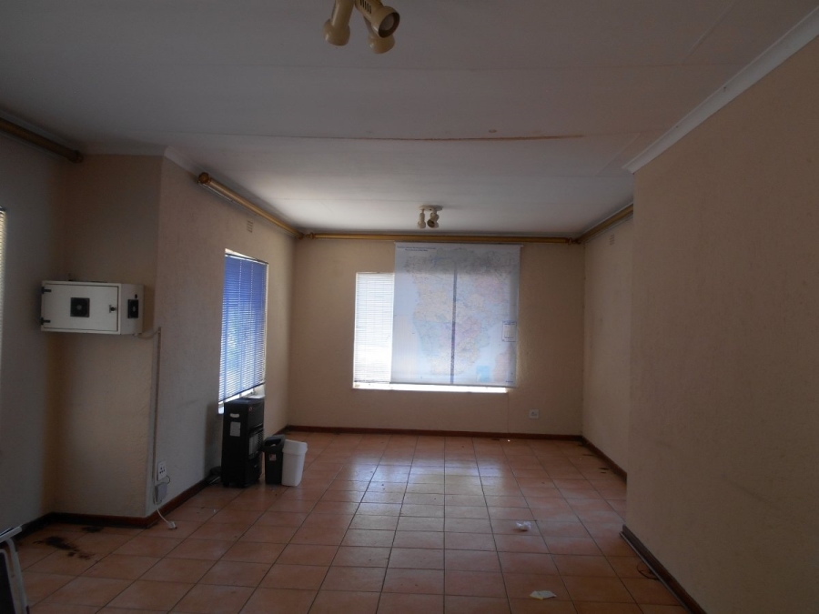 To Let commercial Property for Rent in Buccleuch Gauteng