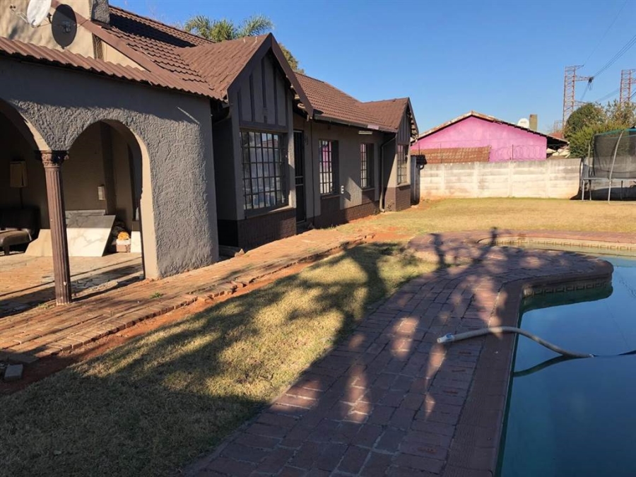 To Let 3 Bedroom Property for Rent in Primrose Gauteng