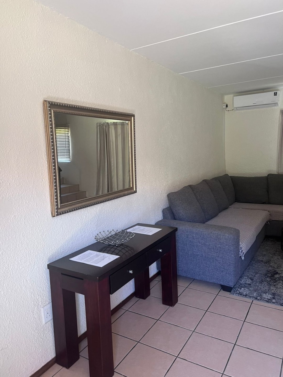 To Let 2 Bedroom Property for Rent in Halfway Gardens Gauteng