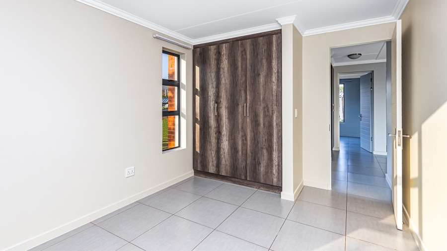 To Let 2 Bedroom Property for Rent in The Hills Game Reserve Estate Gauteng