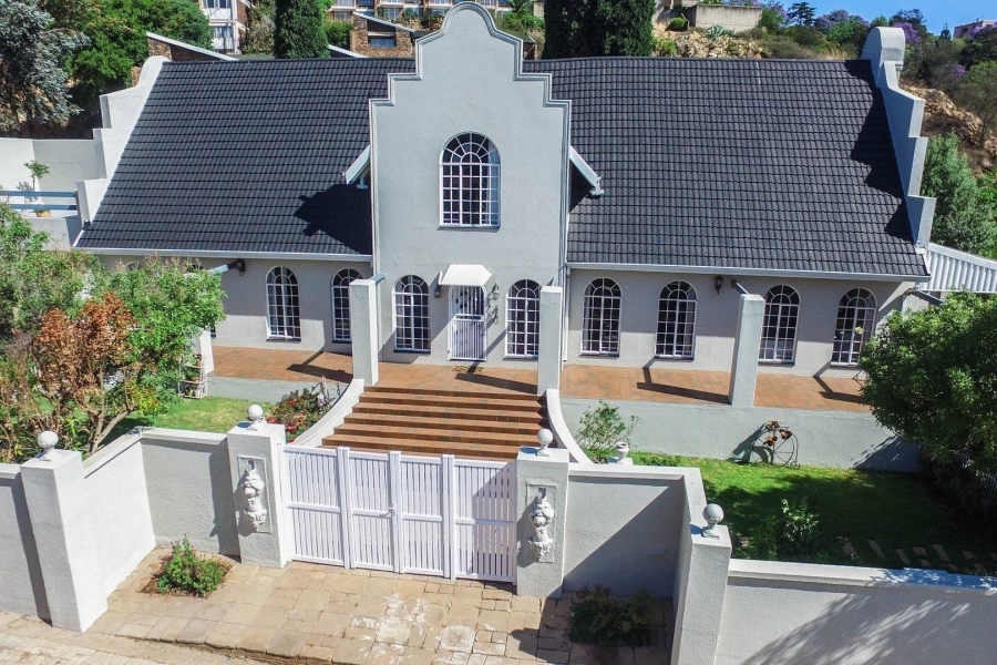 5 Bedroom Property for Sale in Bedfordview Gauteng