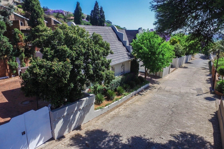 5 Bedroom Property for Sale in Bedfordview Gauteng