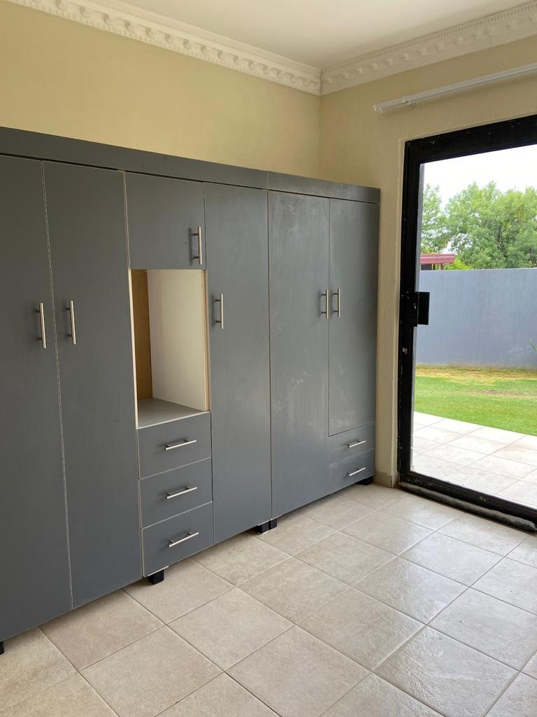 To Let 2 Bedroom Property for Rent in Rooihuiskraal Gauteng