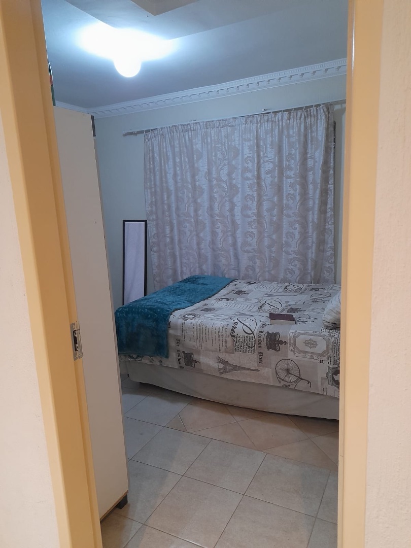 To Let 2 Bedroom Property for Rent in Rooihuiskraal Gauteng