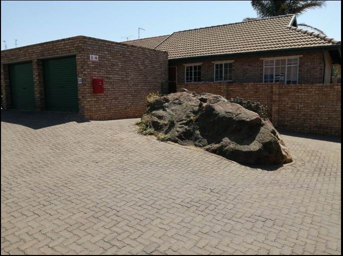 2 Bedroom Property for Sale in Castleview Gauteng