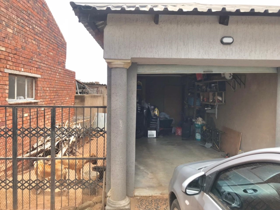 3 Bedroom Property for Sale in Soshanguve P Gauteng