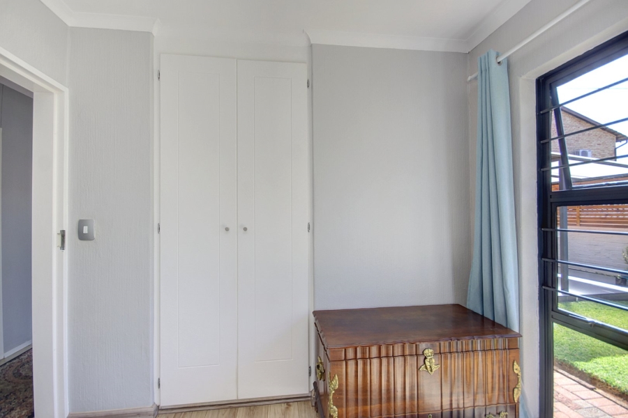 To Let 3 Bedroom Property for Rent in Allens Nek Gauteng