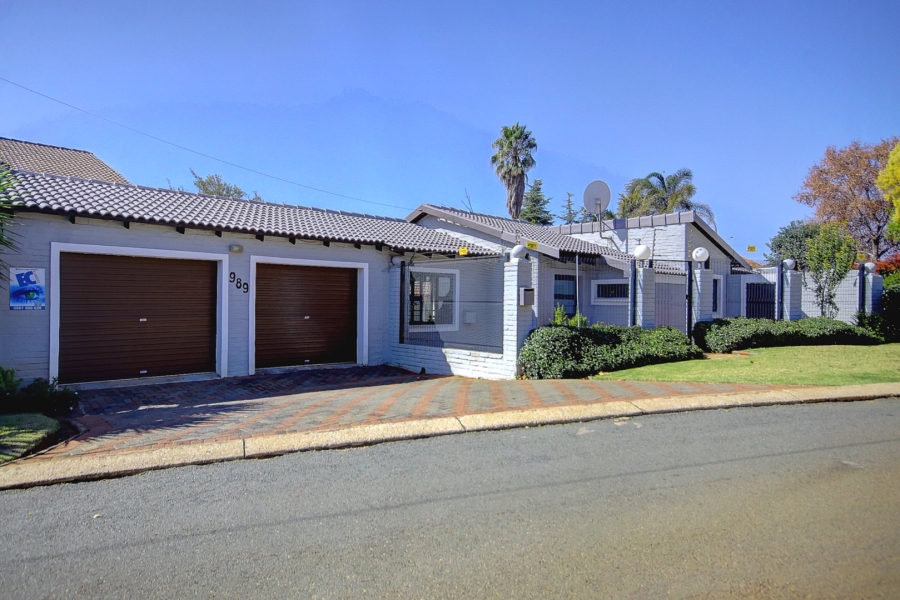 To Let 3 Bedroom Property for Rent in Allens Nek Gauteng