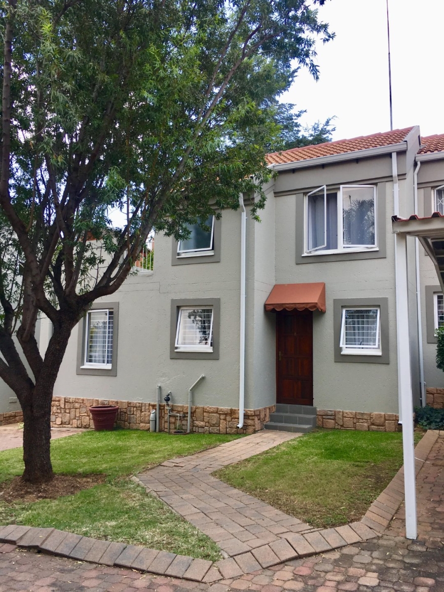 To Let 3 Bedroom Property for Rent in Sunninghill Gauteng