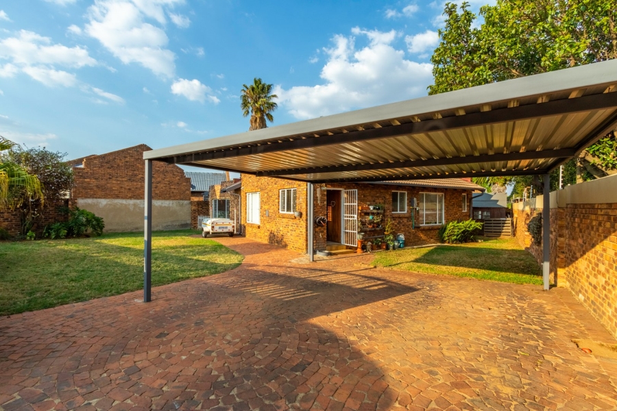 3 Bedroom Property for Sale in Impala Park Gauteng