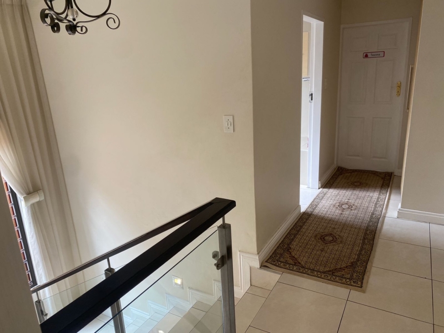 3 Bedroom Property for Sale in Vorna Valley Gauteng