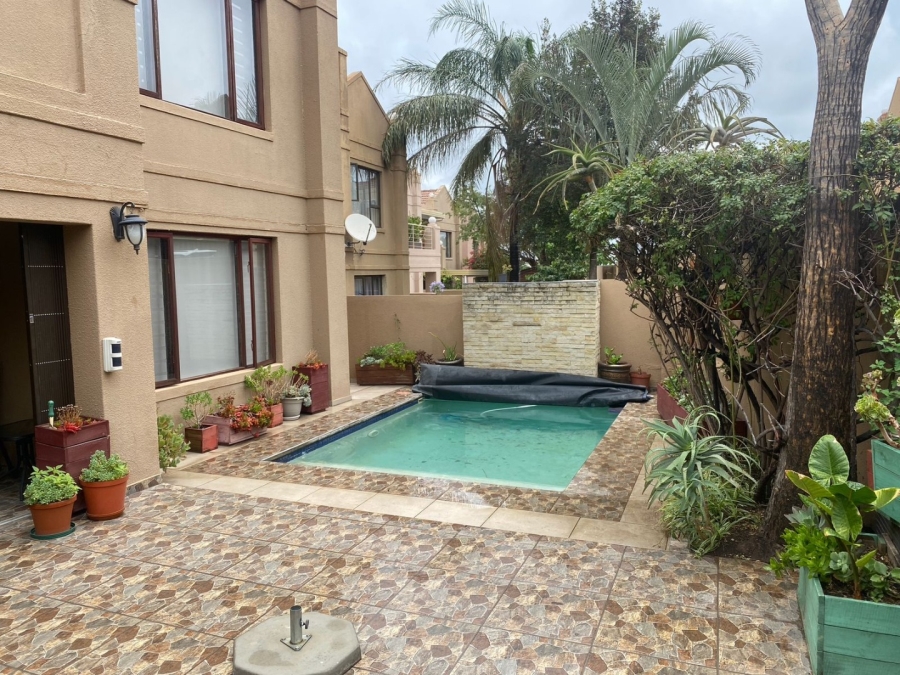 3 Bedroom Property for Sale in Vorna Valley Gauteng