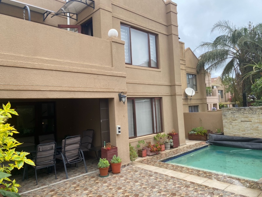 3 Bedroom Property for Sale in Vorna Valley Gauteng