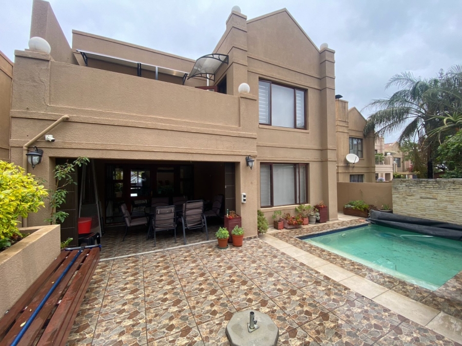 3 Bedroom Property for Sale in Vorna Valley Gauteng