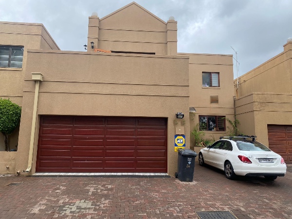 3 Bedroom Property for Sale in Vorna Valley Gauteng