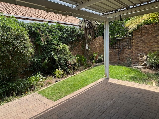 2 Bedroom Property for Sale in Honeydew Gauteng