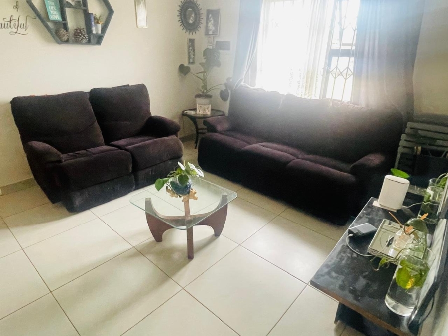 3 Bedroom Property for Sale in Daggafontein Gauteng