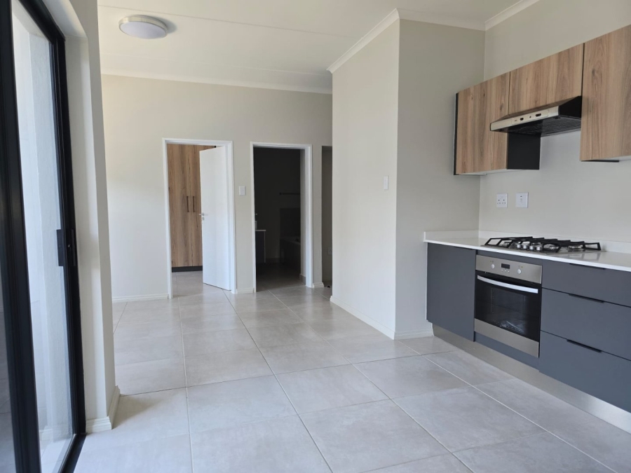 To Let 2 Bedroom Property for Rent in Glen Austin Gauteng