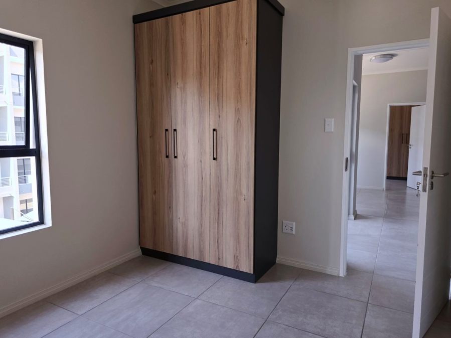 To Let 2 Bedroom Property for Rent in Glen Austin Gauteng