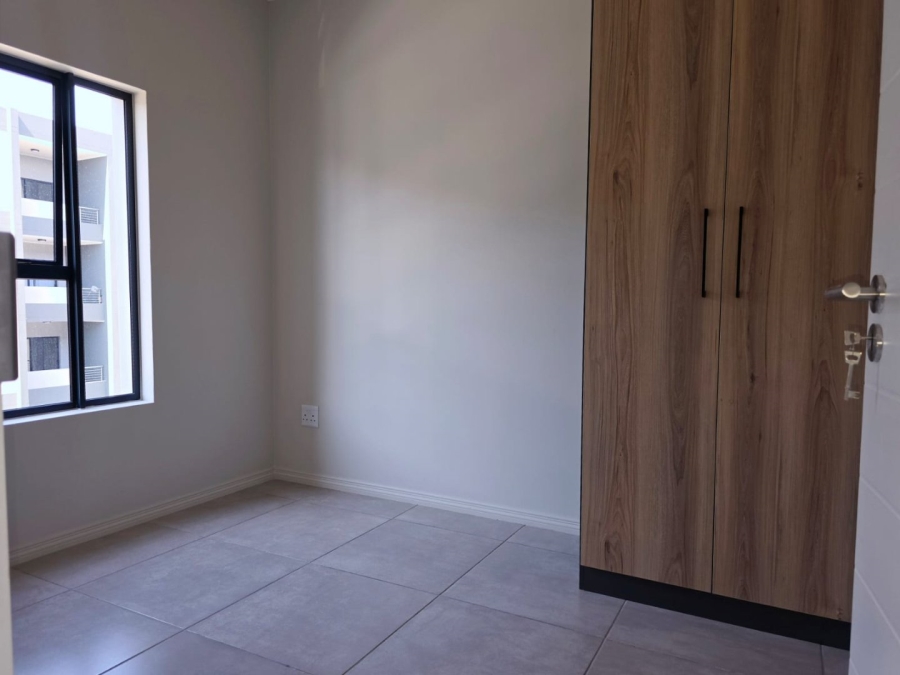 To Let 2 Bedroom Property for Rent in Glen Austin Gauteng