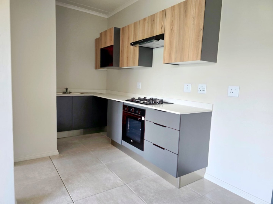 To Let 2 Bedroom Property for Rent in Glen Austin Gauteng