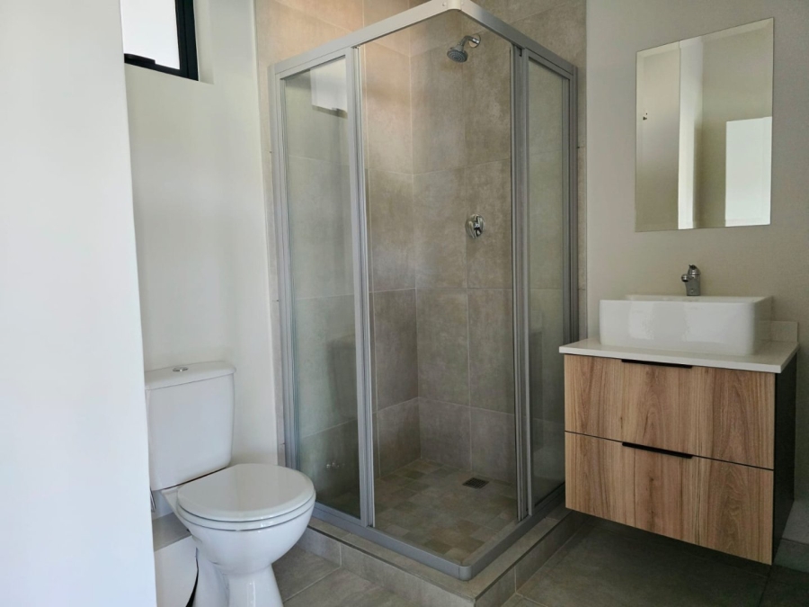 To Let 2 Bedroom Property for Rent in Glen Austin Gauteng