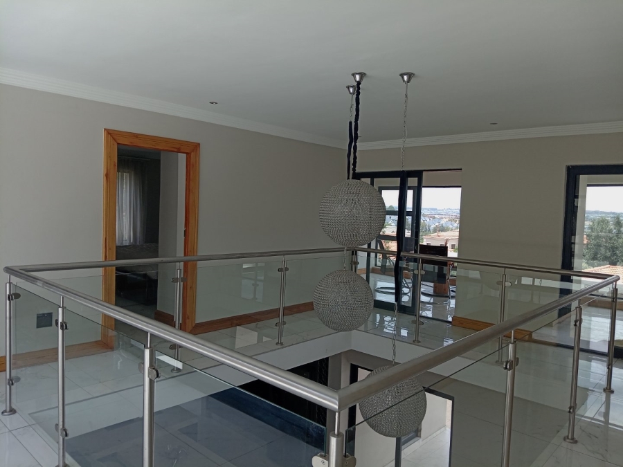 To Let 6 Bedroom Property for Rent in Willaway Gauteng