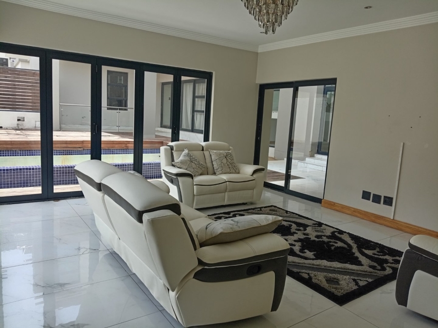 To Let 6 Bedroom Property for Rent in Willaway Gauteng